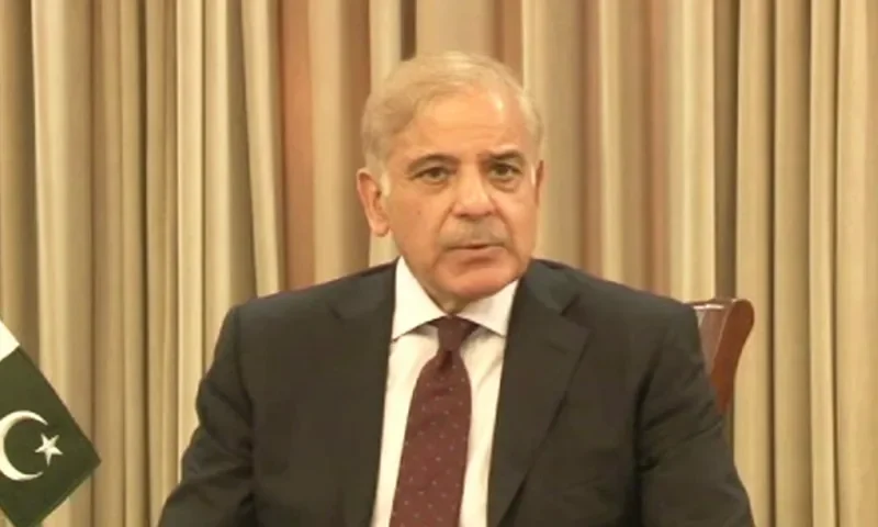 مصیبت زدہ پاکستانی بہن بھائیوں کی مدد ہماری قومی ذمہ داری ہے: وزیرِ اعظم شہباز شریف