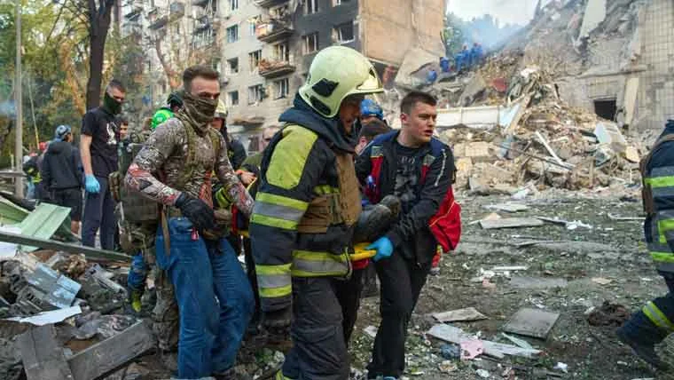 روس کا یوکرین پر ایک اور بڑا ڈرون حملہ، 28 افراد ہلاک