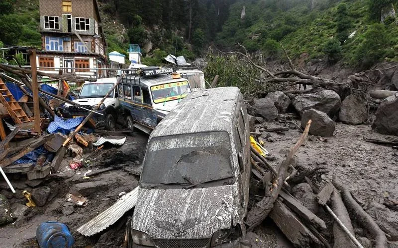 صوابی میں کلاؤڈ برسٹ، 15 افراد جاں بحق اور کئی گھر تباہ