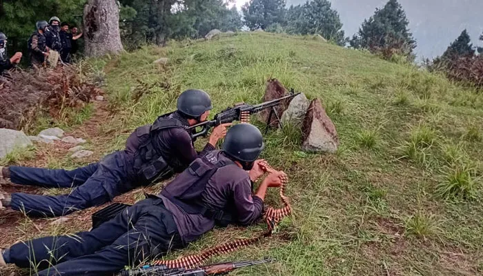 دیر اپر میں پولیس اور سی ٹی ڈی کا کامیاب آپریشن، 9 دہشت گرد ہلاک