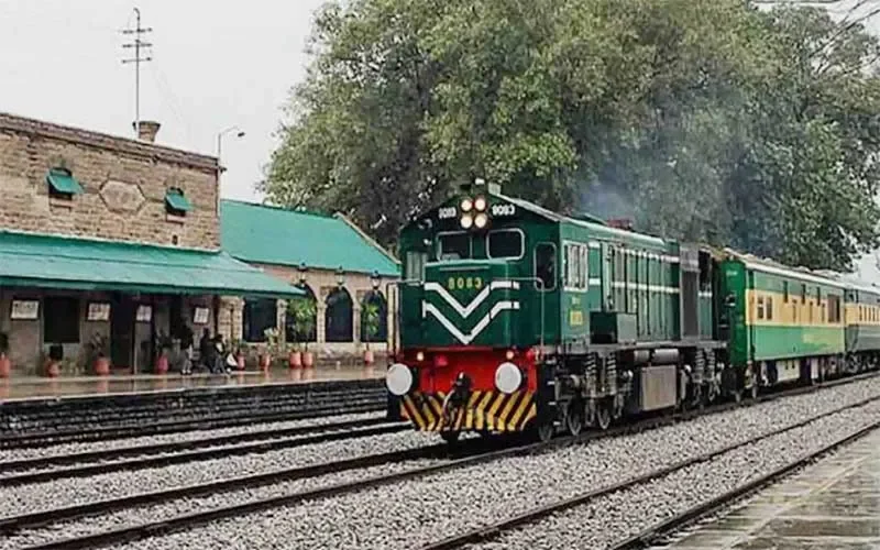 پاکستان ریلوے کے زائد المیعاد ٹریک سے حفاظتی خطرات میں اضافہ