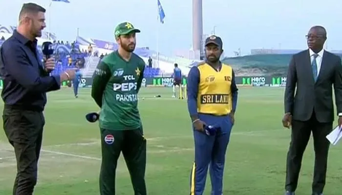 ا یشیا کپ: پاکستان کا سری لنکا کیخلاف ٹاس جیت کر فیلڈنگ کا فیصلہ
