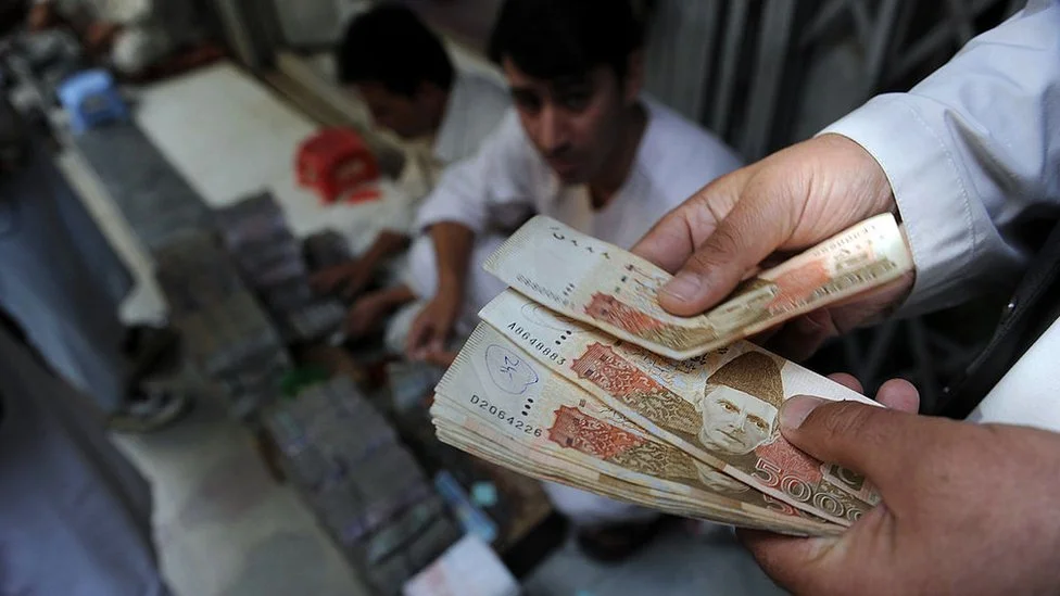 گردشی قرض سے متعلق معاہدہ، بجلی صارفین پر کوئی نیا بوجھ نہیں ڈالا جائے گا، وزارت خزانہ