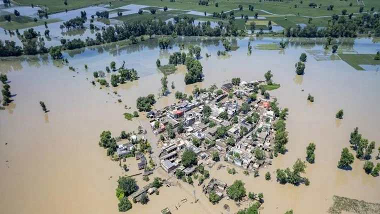 پنجاب: سیلاب نقصانات کے سروے کیلئے فوج تعینات کرنے کا فیصلہ