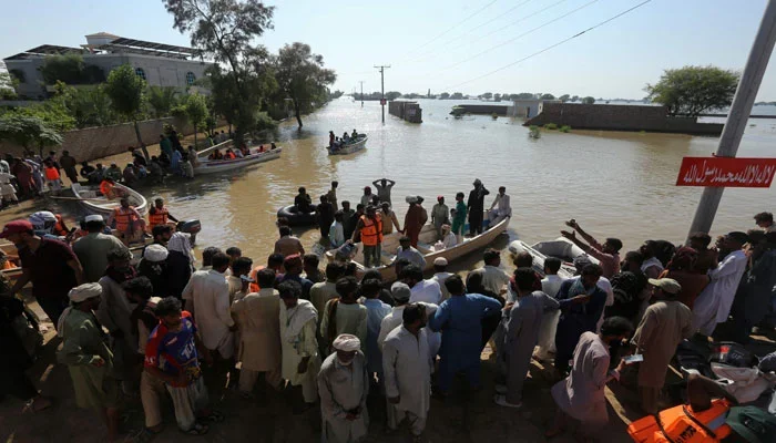 پنجاب: سیلاب سے 101 اموات، 4 ہزار 700 دیہات اور 45 لاکھ 70 ہزار افراد متاثر