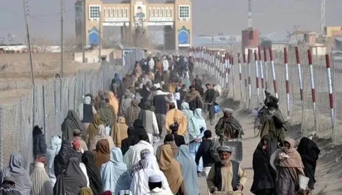 بلوچستان سے افغان مہاجرین کے انخلاء کا تیسرا مرحلہ جاری، 30ہزار سے زائد مہاجرین وطن واپس