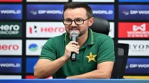 قومی ٹیم بھارت سے مقابلے کے لیے مکمل طور پر تیار ہے، مائیک ہیسن