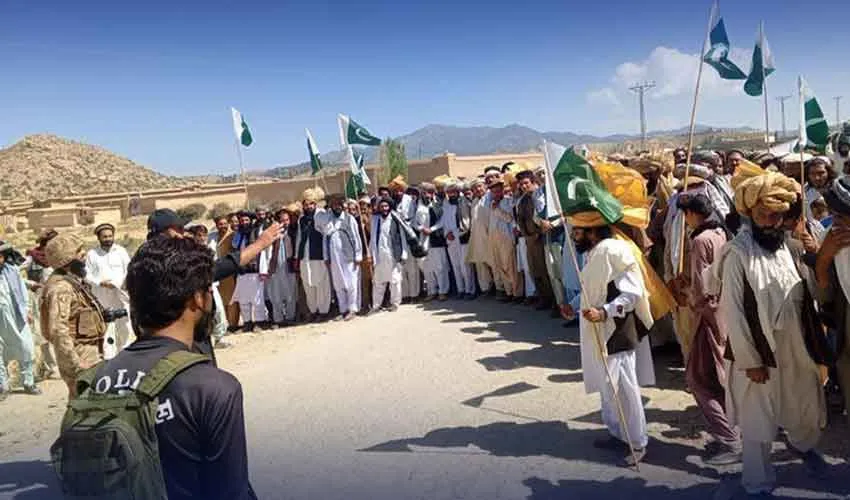 دو سال کی طویل بندش کے بعد پاک افغان بارڈر انگور آڈہ گیٹ بالآخر آج باضابطہ طور پر کھول دیا گیا