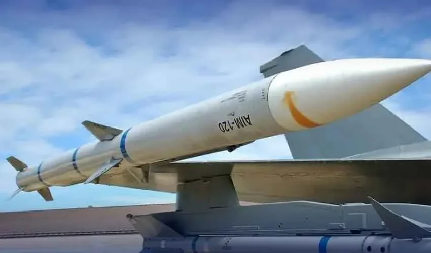 امریکا نے پاکستان کو ائیر ٹو ائیر میزائل کے خریداروں میں شامل کیا، جدید ہتھیاروں کی منظوری