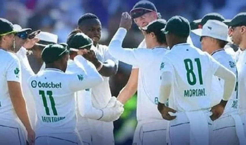 جنوبی افریقہ کی کرکٹ ٹیم لاہور پہنچ گئی، قذافی اسٹیڈیم میں پہلا ٹیسٹ 12 اکتوبر کو شروع ہوگا