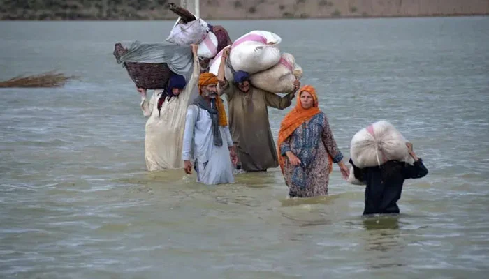 مریم نواز کا فیصلہ: پنجاب سیلاب متاثرین کو امدادی چیک 17 اکتوبر سے ملیں گے