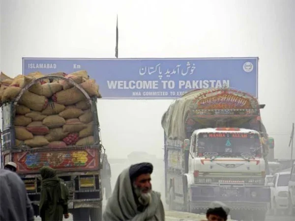 افغان ٹرانزٹ ٹریڈ کی بحالی؛ 300 گاڑیوں کی کلیئرنس کا آغاز