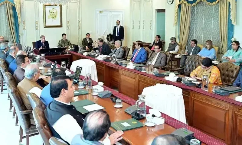 اعلیٰ عہدیداروں کے اثاثے عام کرنے کا فیصلہ: حکومت کا 2026 سے بڑا قدم