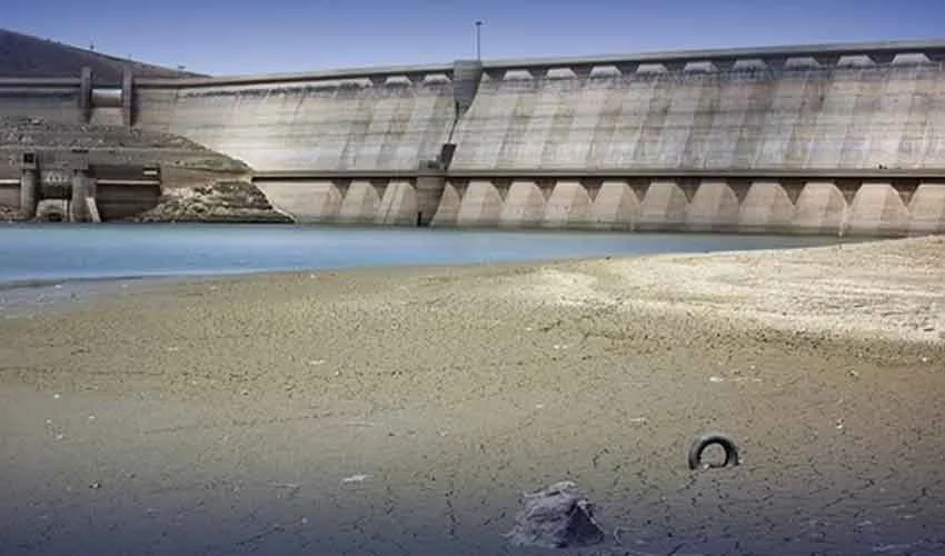 ایران میں خشک سالی شدت اختیار کر گئی، تہران کے ڈیم میں صرف دو ہفتے کا پانی باقی