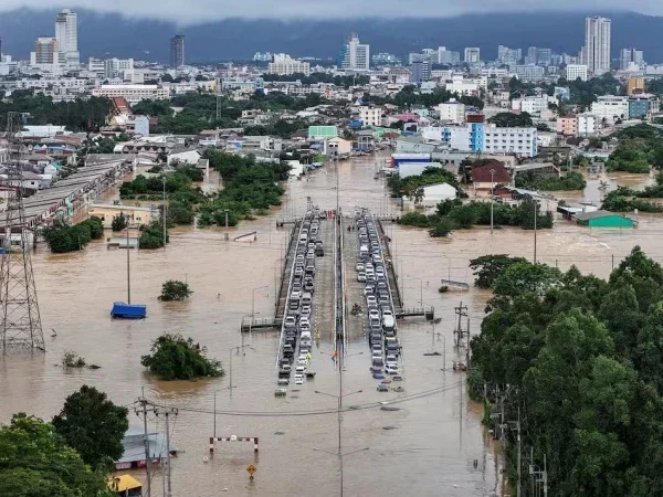 تین ممالک میں جنوبی ایشیا میں سیلاب کی تباہ کاری، انفرا اسٹرکچر شدید متاثر
