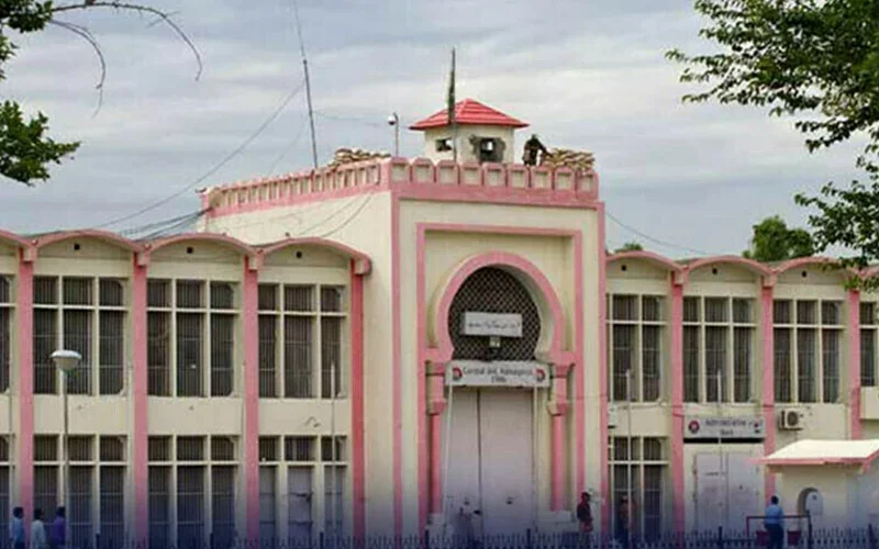 اڈیالہ جیل سیکیورٹی ہائی الرٹ، 700 سے زائد اہلکار تعینات