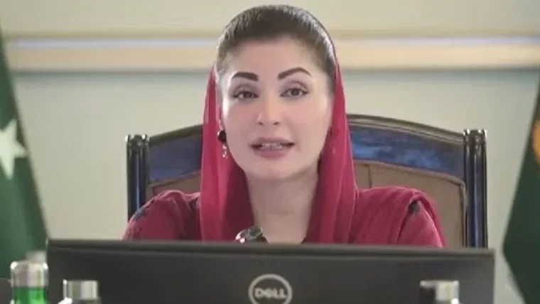 لاہور کی ماڈل سڑکوں پر چنگ چی پابندی: مریم نواز کے تاریخی ٹریفک اصلاحات