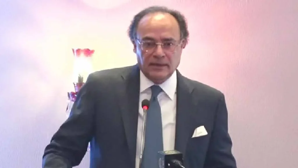 حالیہ سیلاب کی وجہ سے معیشت کمزور ہوئی تھی: محمد اورنگزیب