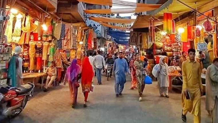 لاہور ہائیکورٹ کا فیصلہ: اتوار کو کمرشل سرگرمیوں پر مکمل پابندی