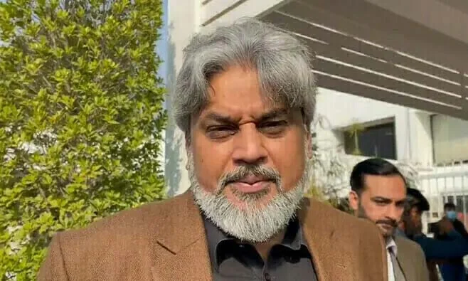 فیصل آباد: سانحہ 9 مئی کیس میں صاحبزادہ حامد رضا گرفتار، عدالت نے جیل بھیج دیا