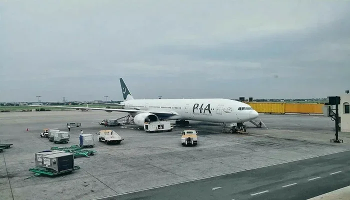 ایئر کرافٹ انجینئرز کا احتجاج جاری، قومی ایئر لائن کی درجنوں پروازیں متاثر