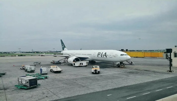 ایئر کرافٹ انجینئرز کا احتجاج جاری، قومی ایئر لائن کی درجنوں پروازیں متاثر