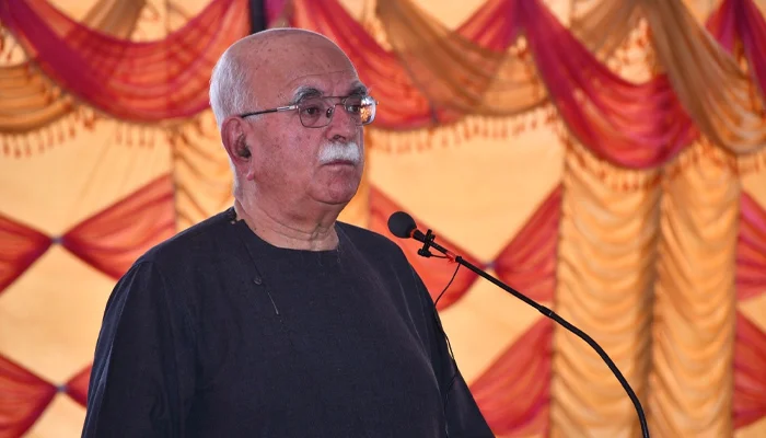 میثاق آئین اور جمہوریت کے لیے محمود خان اچکزئی عمران خان سے گارنٹی دینے کو تیار