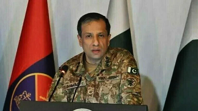 فیض حمید کے کورٹ مارشل پر قیاس آرائیاں نہیں ہونی چاہئیں: ترجمان پاک فوج