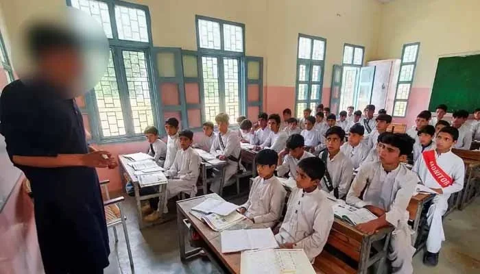 تعلیمی اداروں میں جنسی جرائم کا ریکارڈ: ملازمین کی بھرتی سے قبل ویریفکیشن کی تجویز