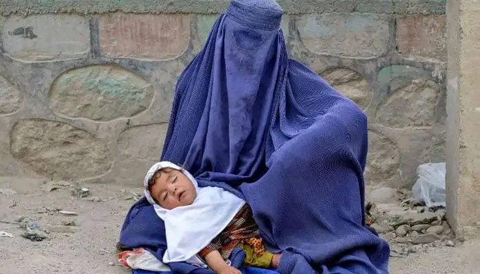 افغانستان انسانی بحران: غربت، بھوک اور افلاس کے باعث شہری مشکلات کا شکار