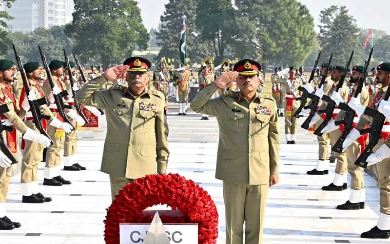 چیئرمین جوائنٹ چیفس کا الوداعی دورہ: جنرل ساحر شمشاد مرزا جی ایچ کیو پہنچے