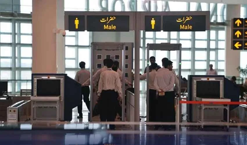 بھیک مانگنے پر پاکستانیوں کی ڈی پورٹیشن: مختلف ممالک سے ہزاروں افراد واپس