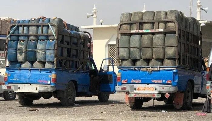 کراچی میں ایرانی ڈیزل سپلائی کیلئے بند مراد کا روٹ استعمال ہونے کا انکشاف