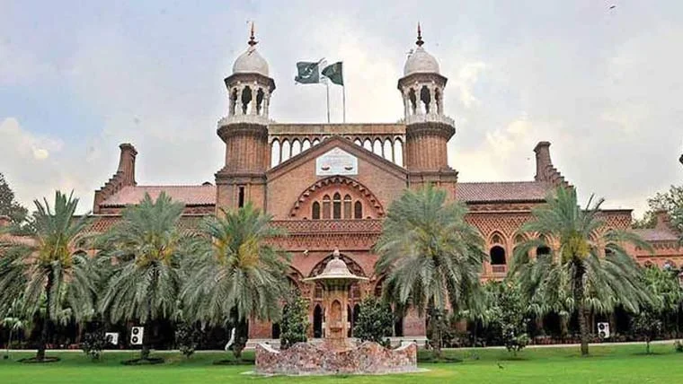 پتنگ بازی کی اجازت کا نوٹیفکیشن، لاہور ہائیکورٹ کا پولیس کو حفاظتی پلان پیش کرنے کا حکم