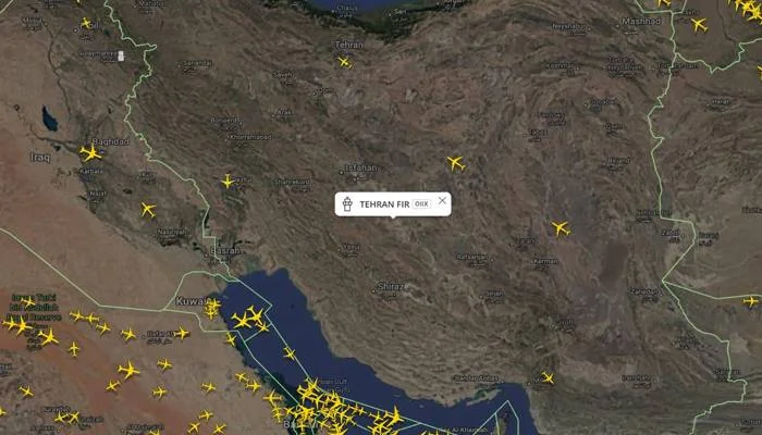 پاکستانی ایئرلائنز کو ایرانی فضائی حدود استعمال کرنے میں احتیاط کی ہدایت