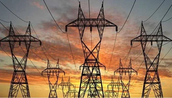 بجلی کی قیمتوں میں کمی: وفاقی حکومت کا بڑا ریلیف پلان