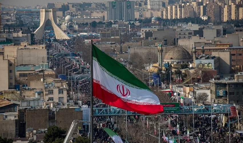 ایران کے ساتھ بات چیت جاری ہے، ڈیل نہ ہوئی تو نتائج بُرے ہوں گے: ٹرمپ