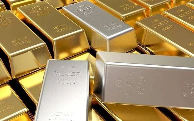 چاندی کی قیمتوں میں کمی، عالمی منڈی میں 10 فیصد سے زائد گراوٹ