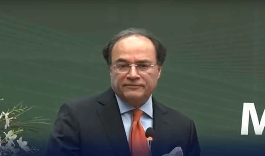 معاشی بہتری کی علامت: پاکستان کا قرضہ جی ڈی پی کے 70 فیصد پر آگیا