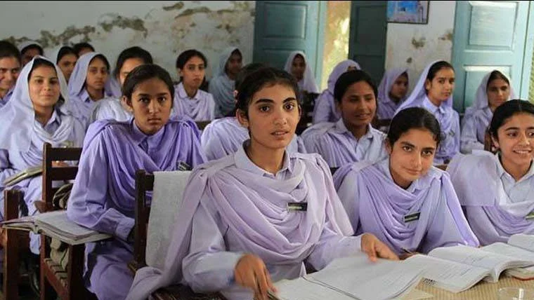 پنجاب میں سرکاری سکول نجی شعبے کو دینے کا فیصلہ، تیسرا مرحلہ شروع