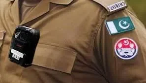 پنجاب پولیس کو باڈی کیم لگانے کا فیصلہ، تھانوں اور ناکوں پر نگرانی سخت