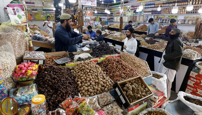 عالمی تیل کی قیمتوں میں اضافہ، پاکستان میں مہنگائی کی نئی لہر کا خدشہ